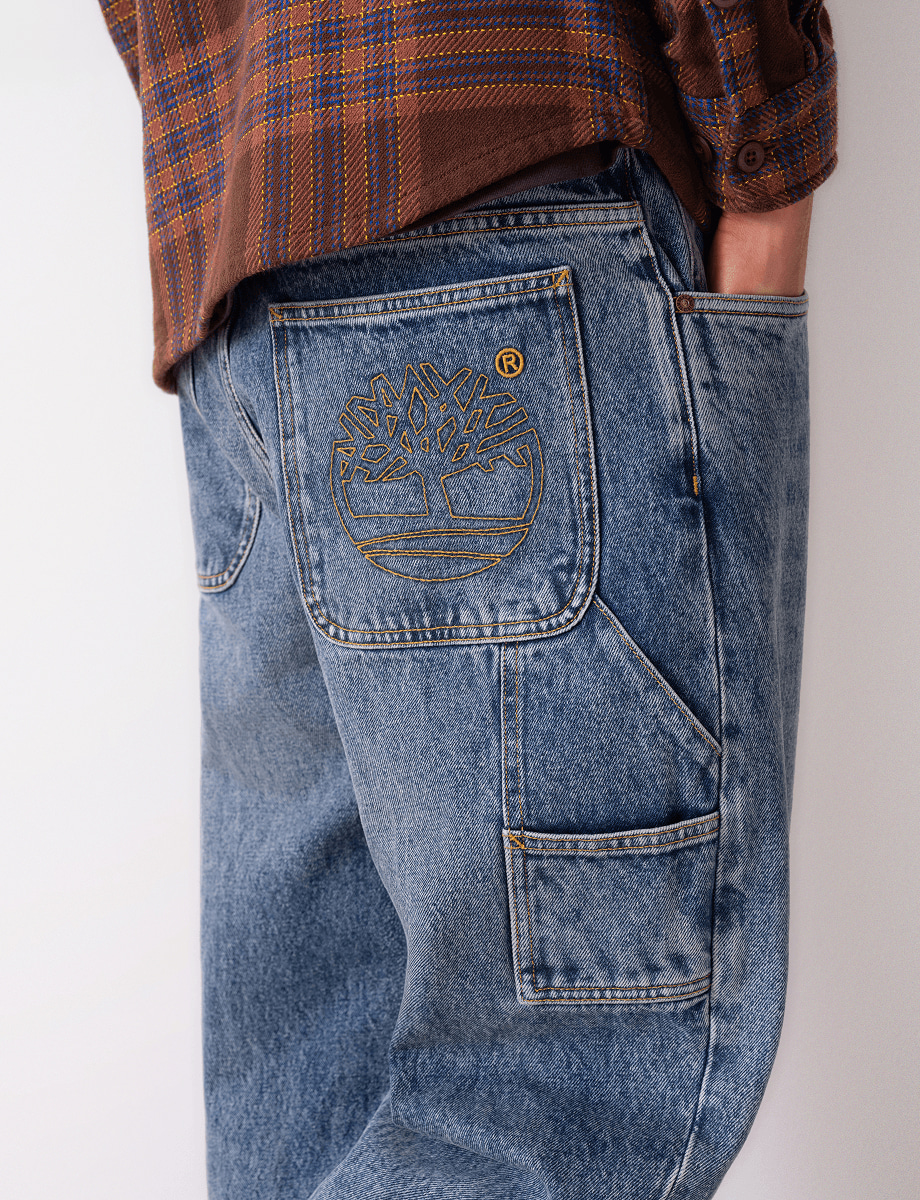 Relaxed-straight Fit