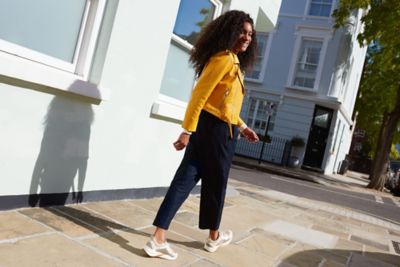 A sense of community with Elyse Fox with yellow jacket