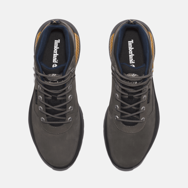 Field-Trekker-Mid-Trainer-for-