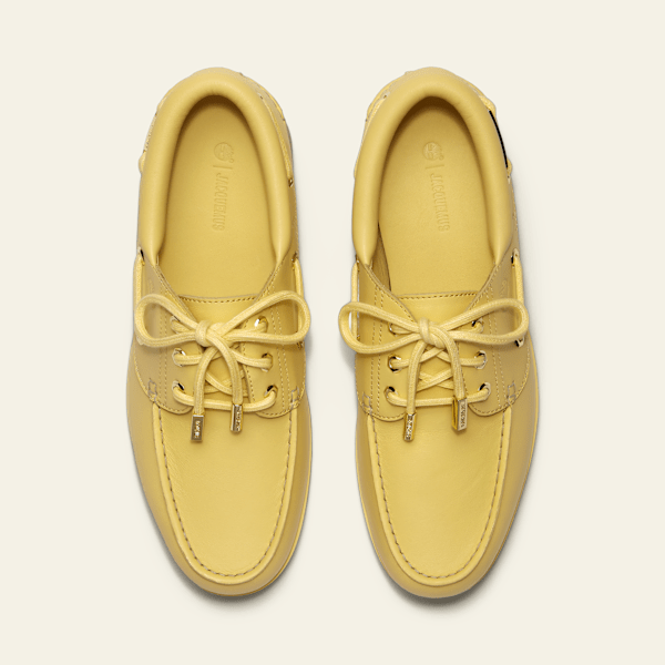 Timberland® and Jacquemus 3-eye Lug Boat Shoe for Men in Yellow