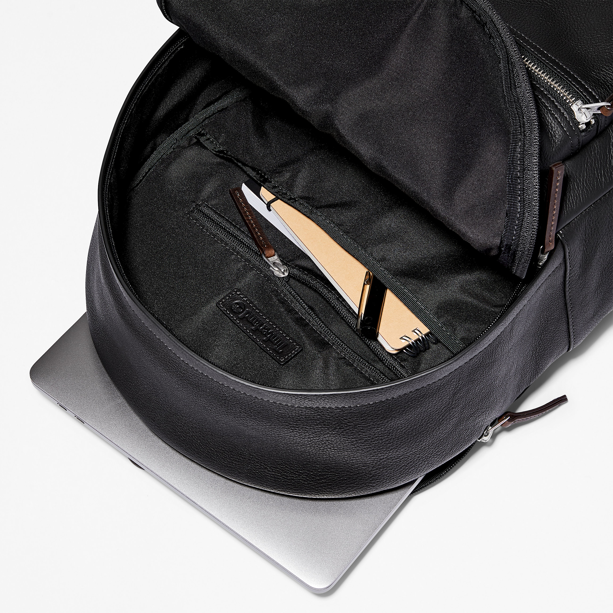 Sac  dos en cuir contemporain Tuckerman en noir TBL noir ALT1