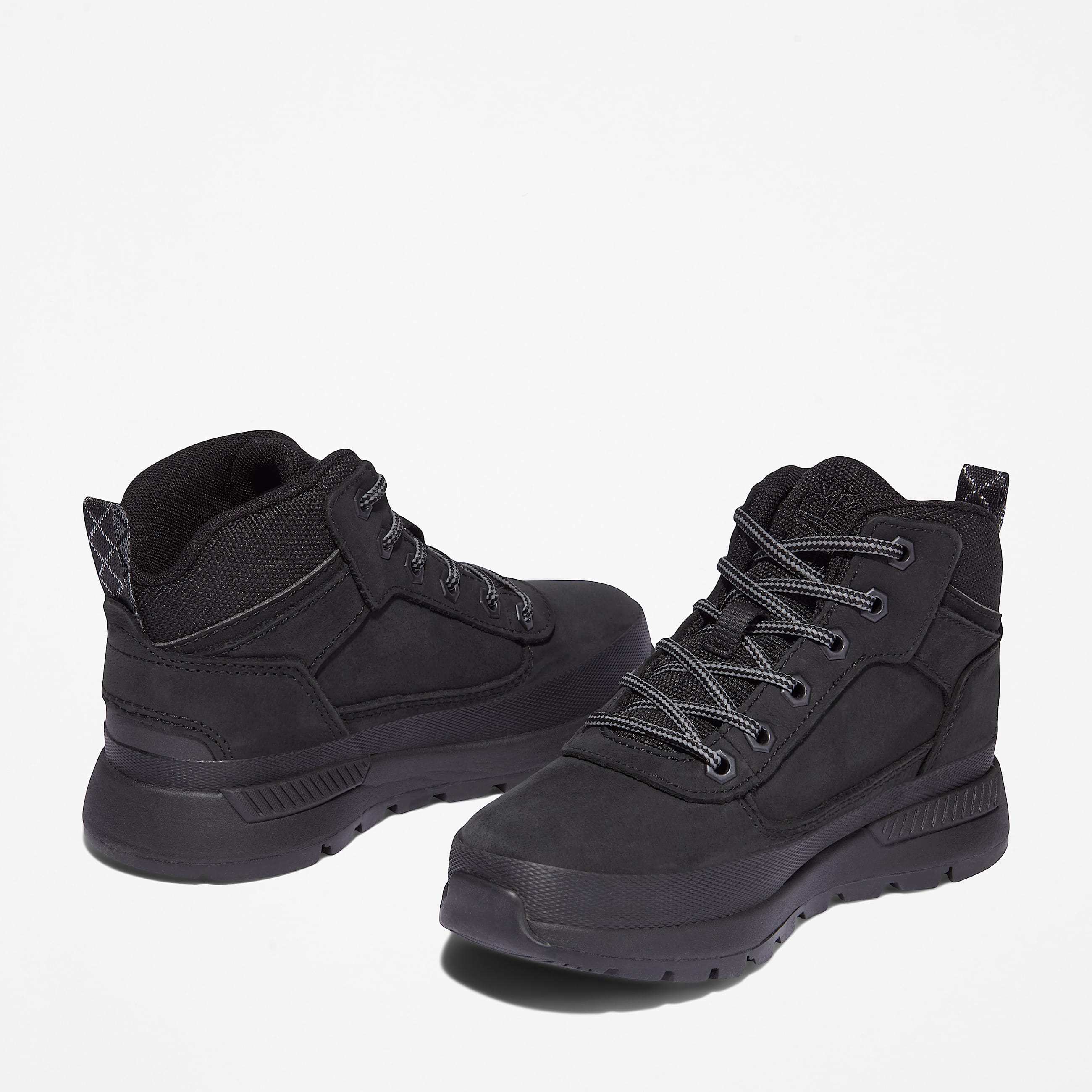 Field Trekker Bungee Trainer for Youth in Black TBL Black ALT5