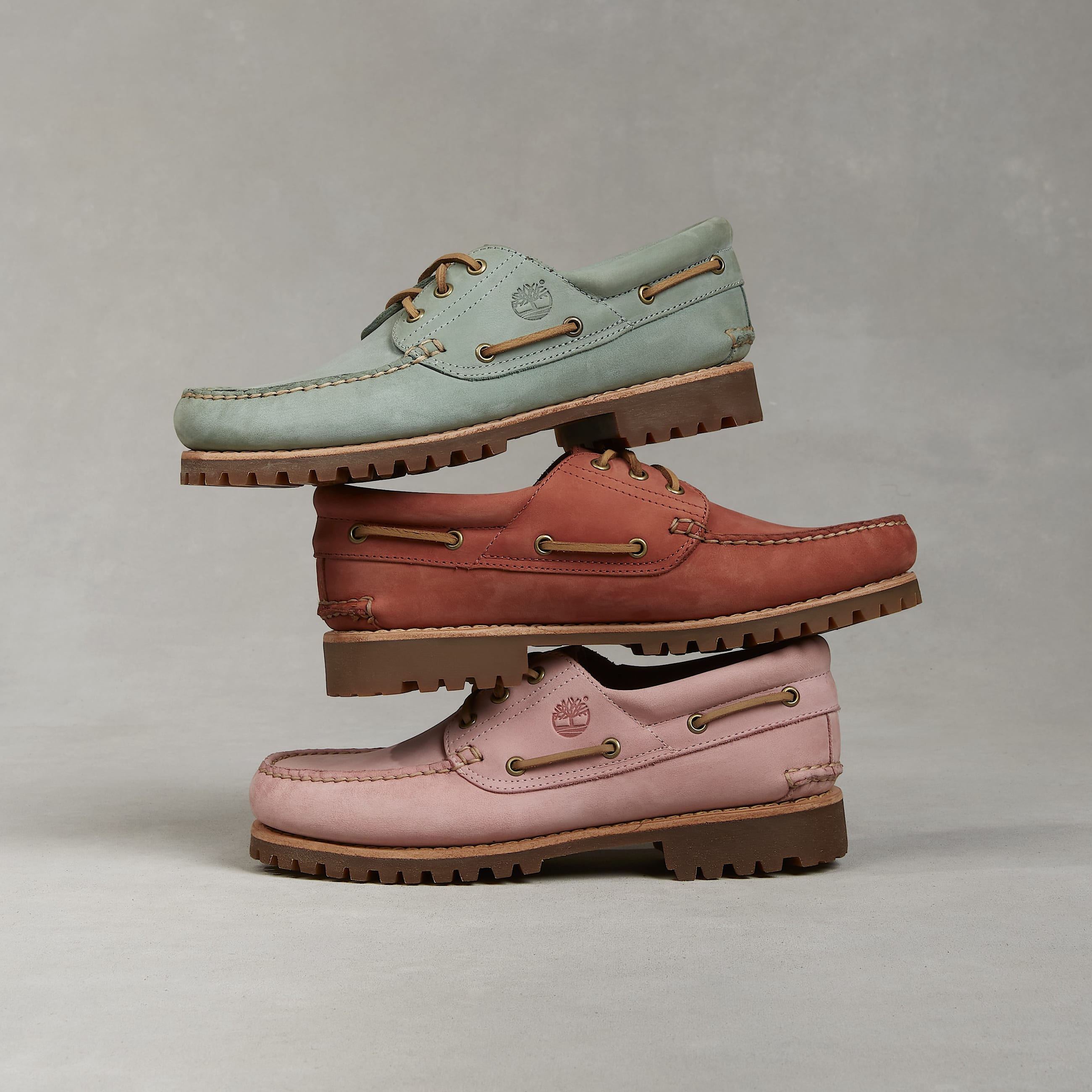 Chaussure bateau authentique cousue main  3 illets Timberland en Rouge TBL rouge MKTG1