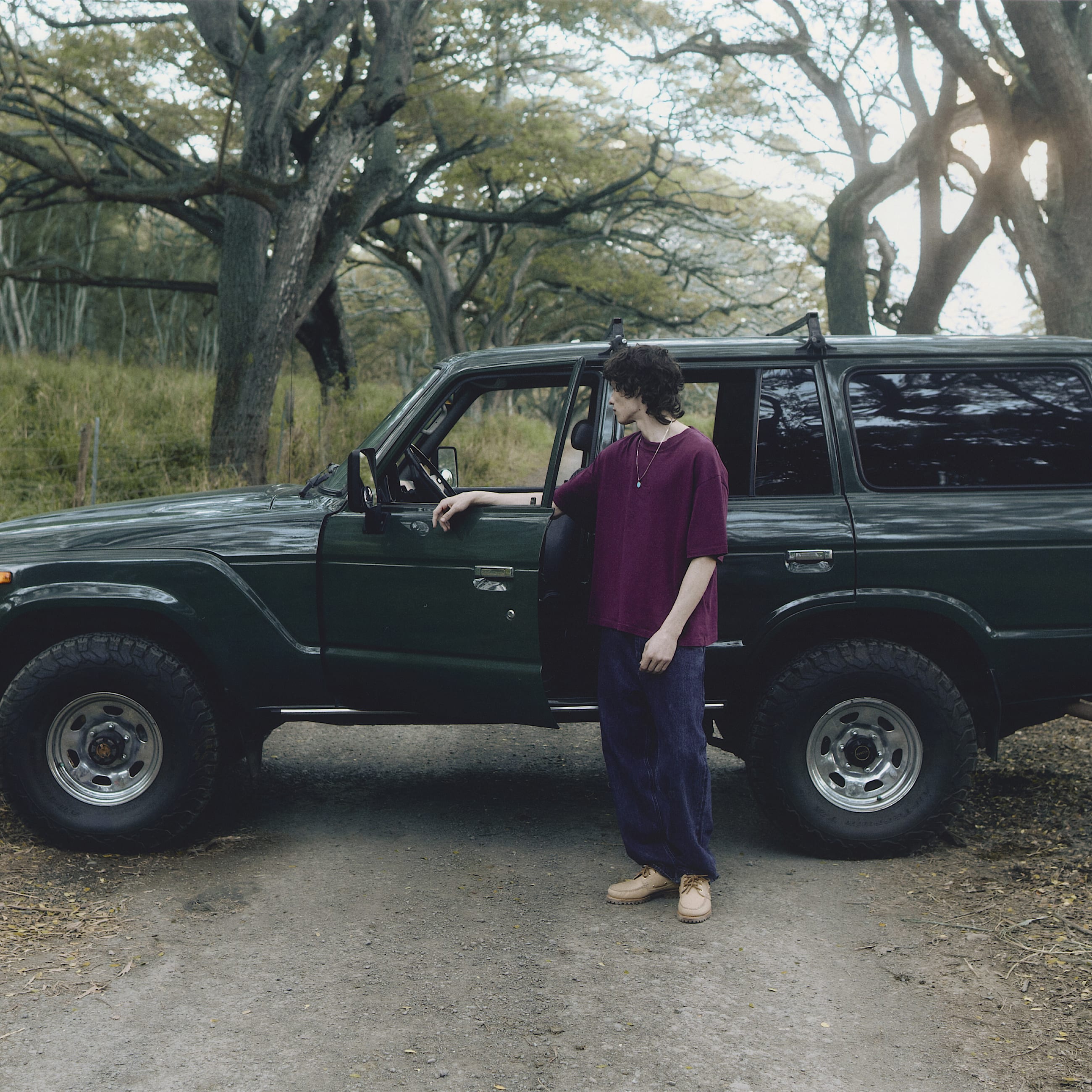 Tshirt  logo en relief ton sur ton Hampton pour homme en bordeaux TBL bordeaux MKTG1