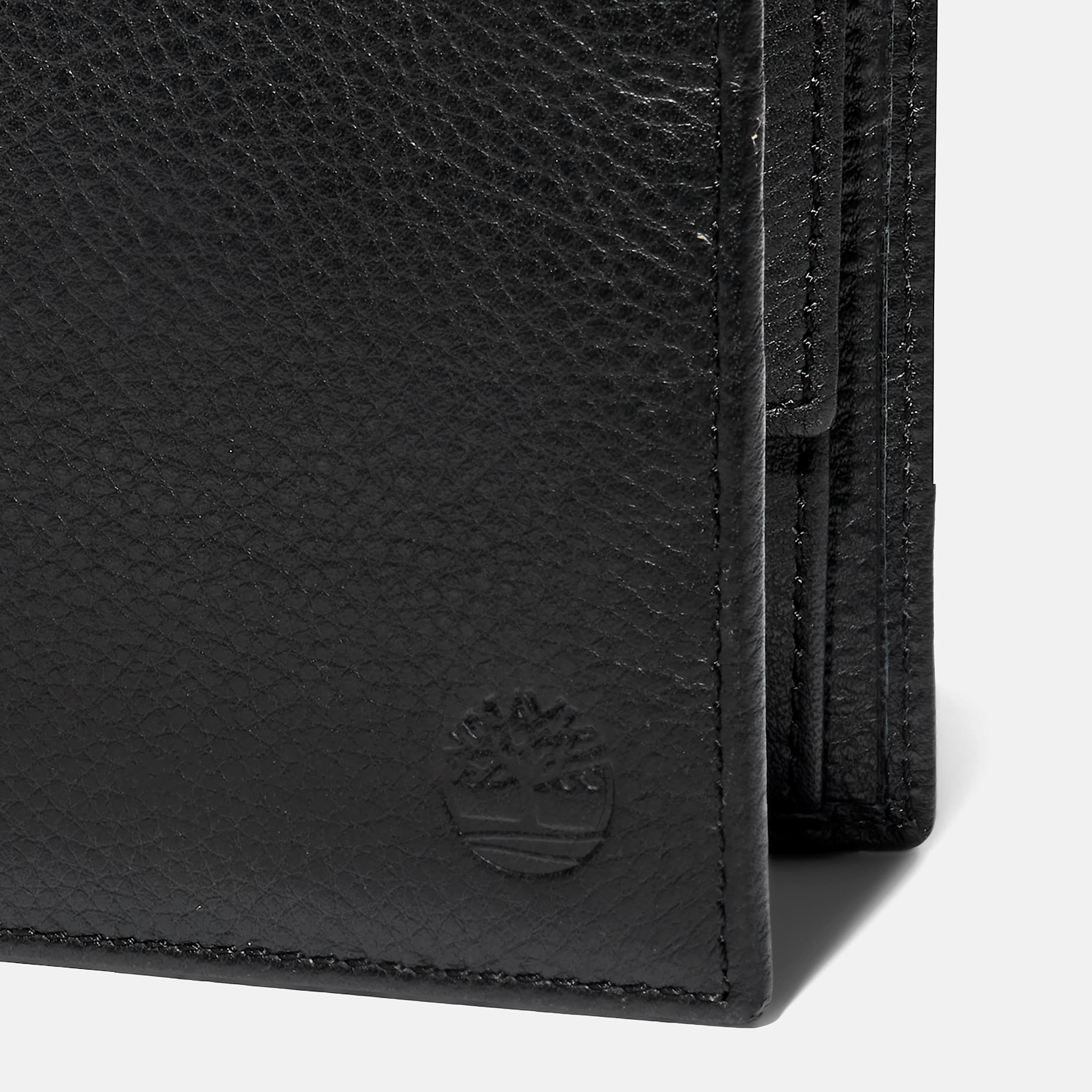 Kennebunk Large Wallet With Coin Pocket for Men in Black TBL Black ALT5