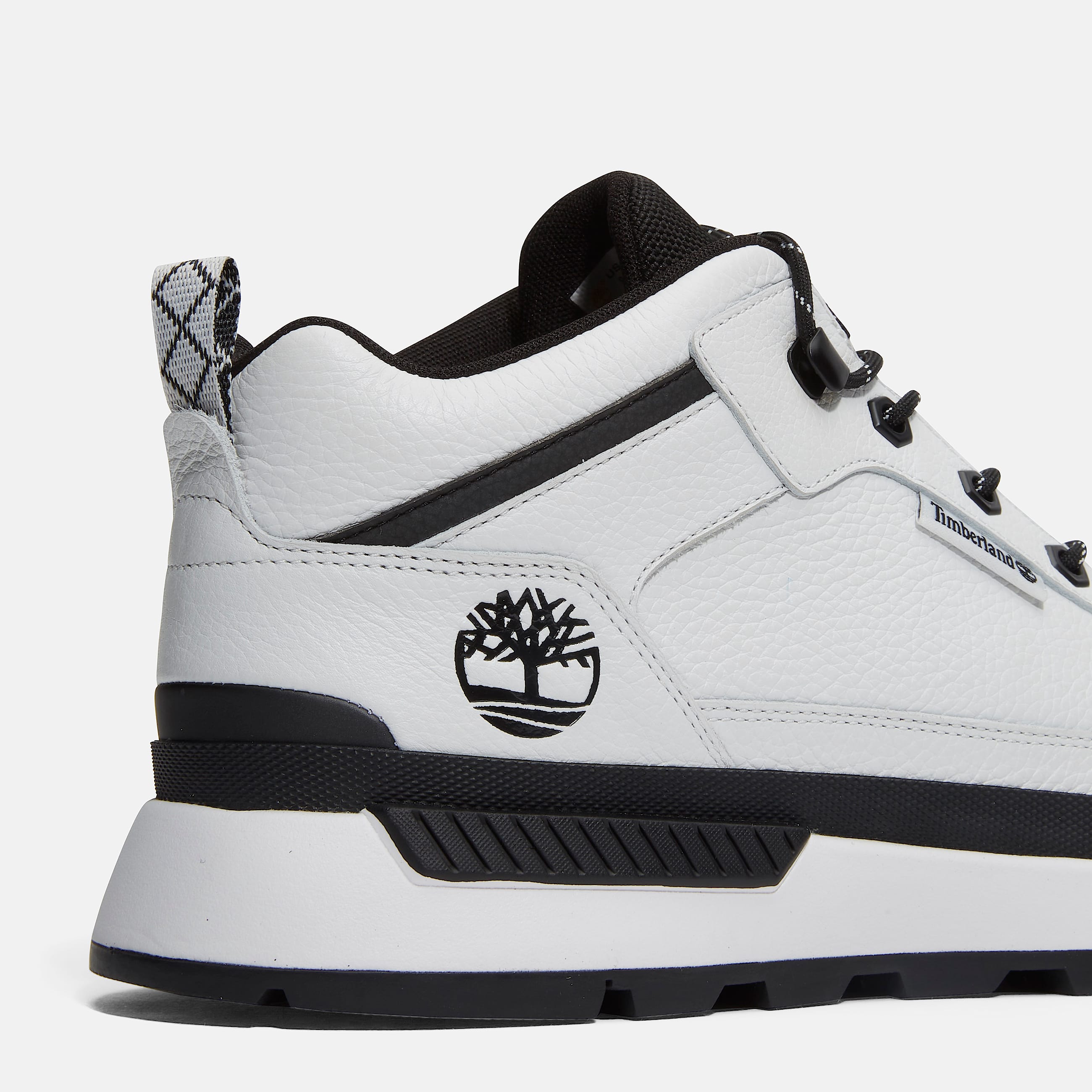 Field Trekker Trainer for Men in White TBL White ALT7