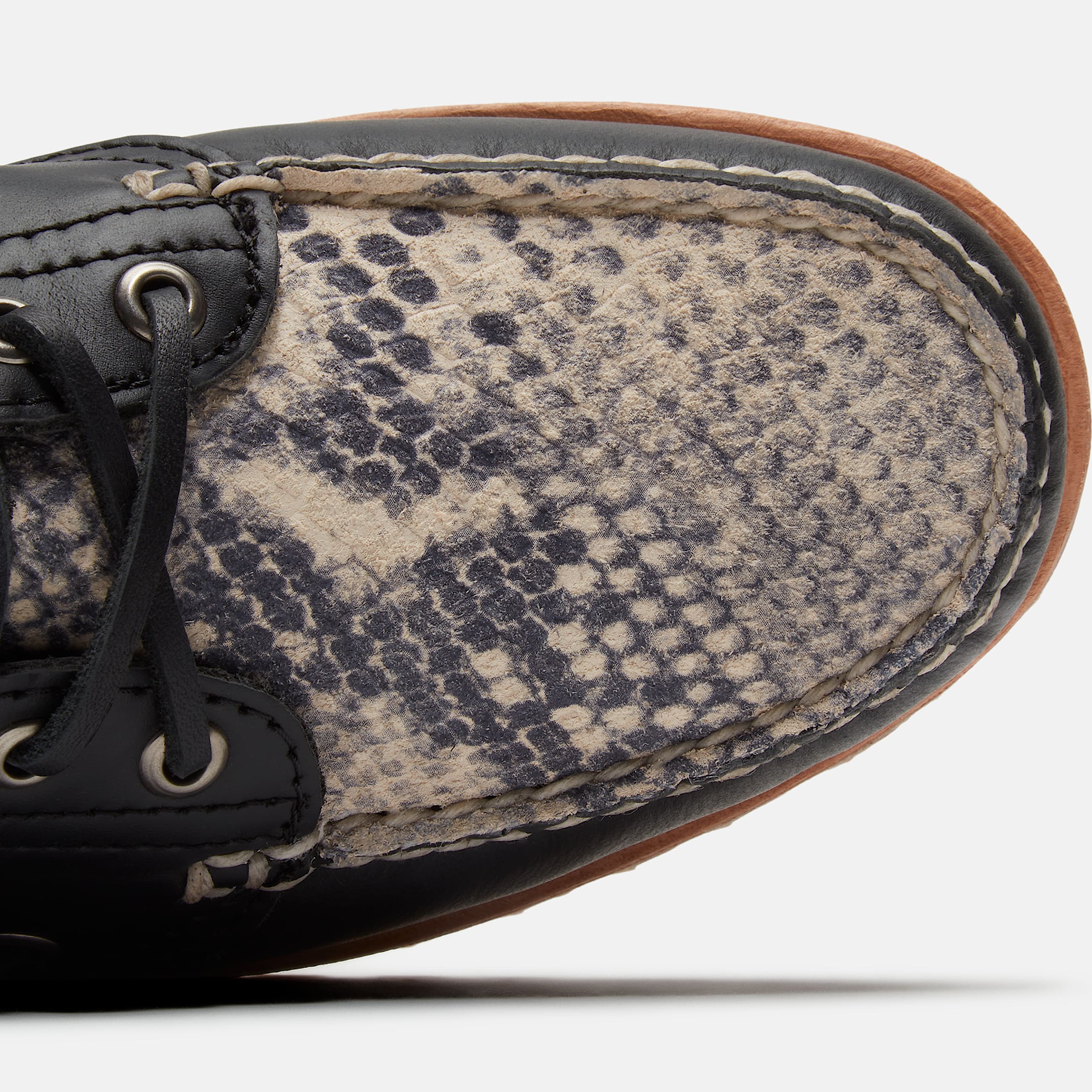 Timberland Authentic Boat Shoe for Women in Brown TBL Black ALT7