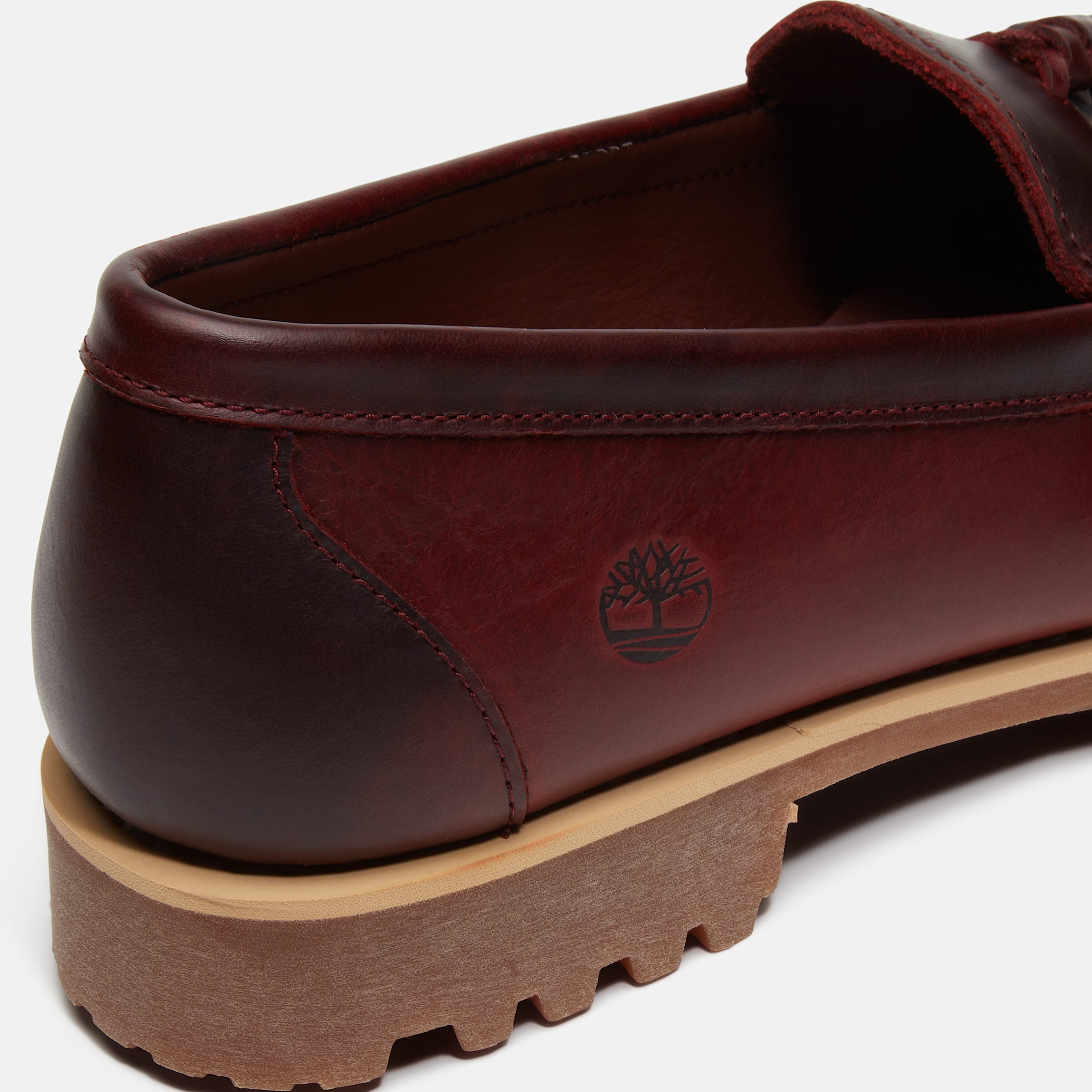 All Gender Timberland Authentic Kiltie Loafer in Burgunderrot TBL Burgunderrot ALT9