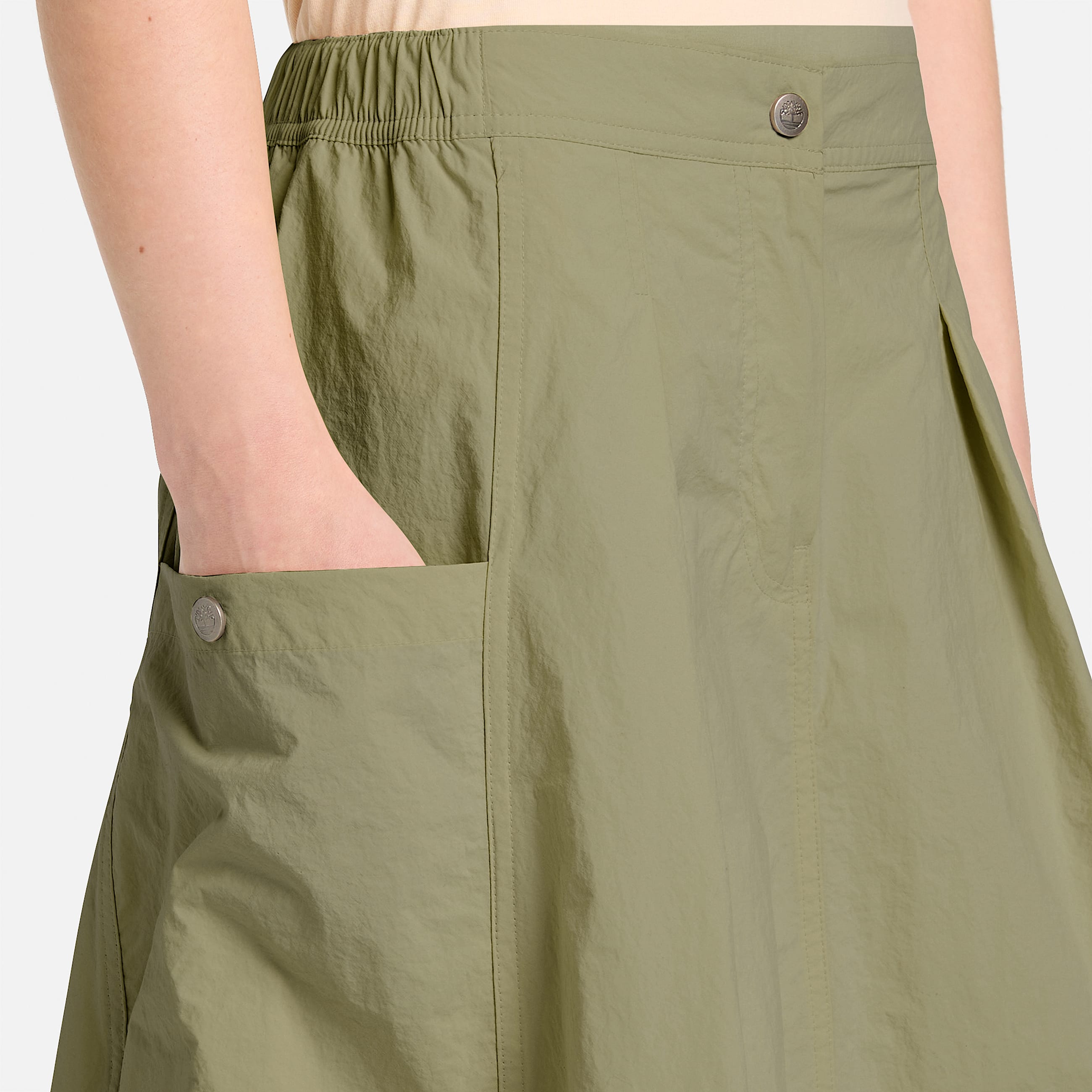 Falda cargo utilitaria con proteccin UV para mujer en verde TBL verde ALT3