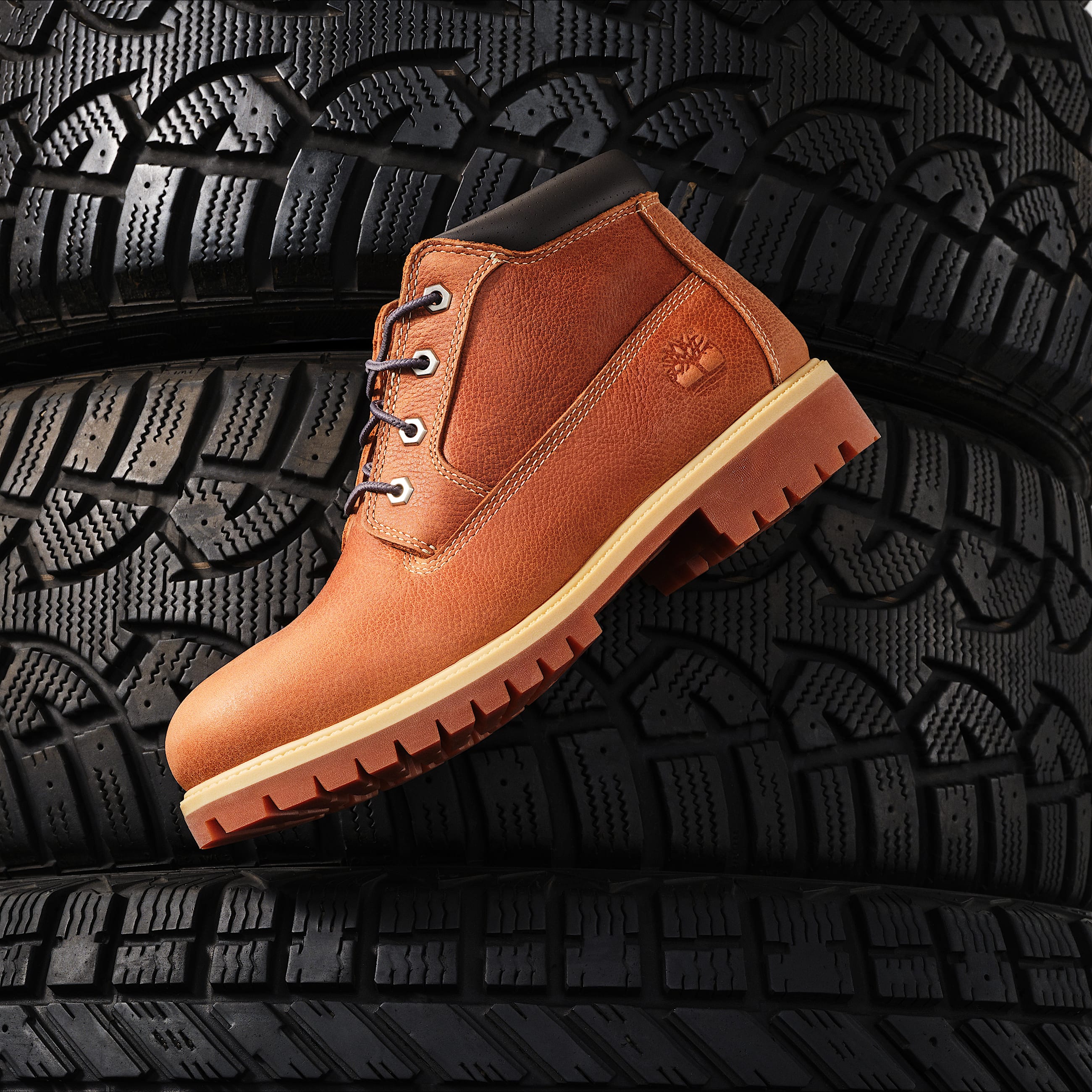 Timberland Road Trip Premium Waterproof Chukka Boot fr Herren in BraunDunkelgrau TBL Braun MKTG2