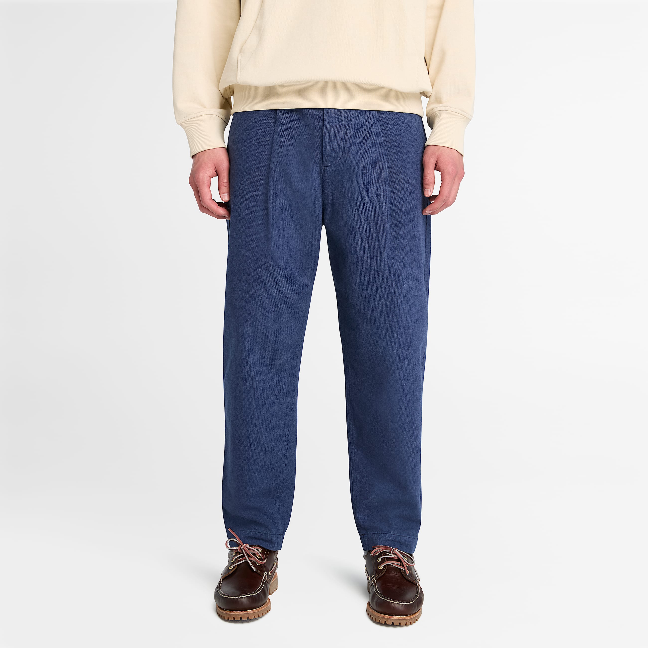 Calas Chino com Pregas e Padro em Espinha Timberland Claremont para Homem em azulescuro TBL azul ALT1