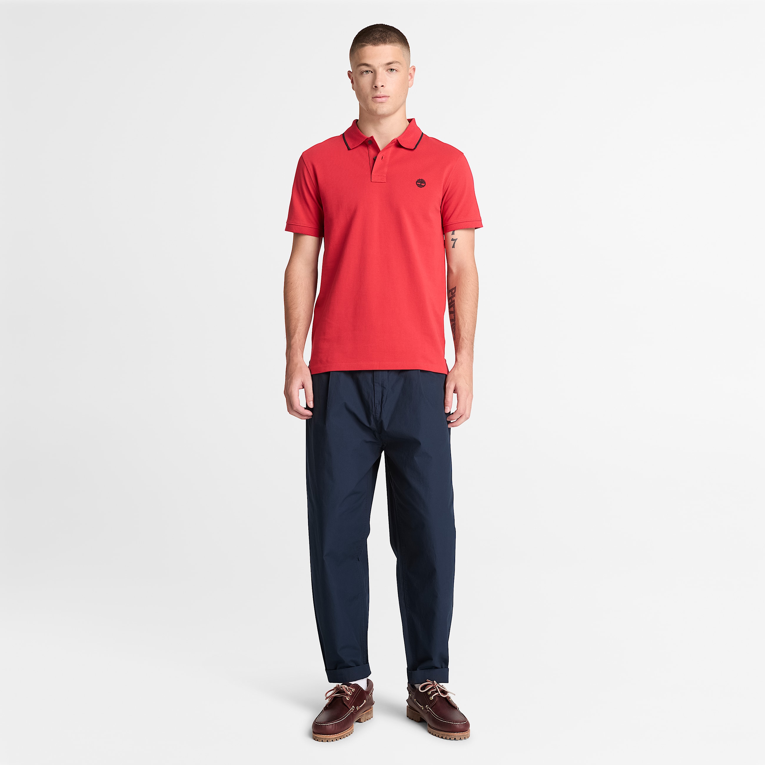 Claremont Geplooide Chinobroek van popeline voor heren in donkerblauw TBL blauw ALT2