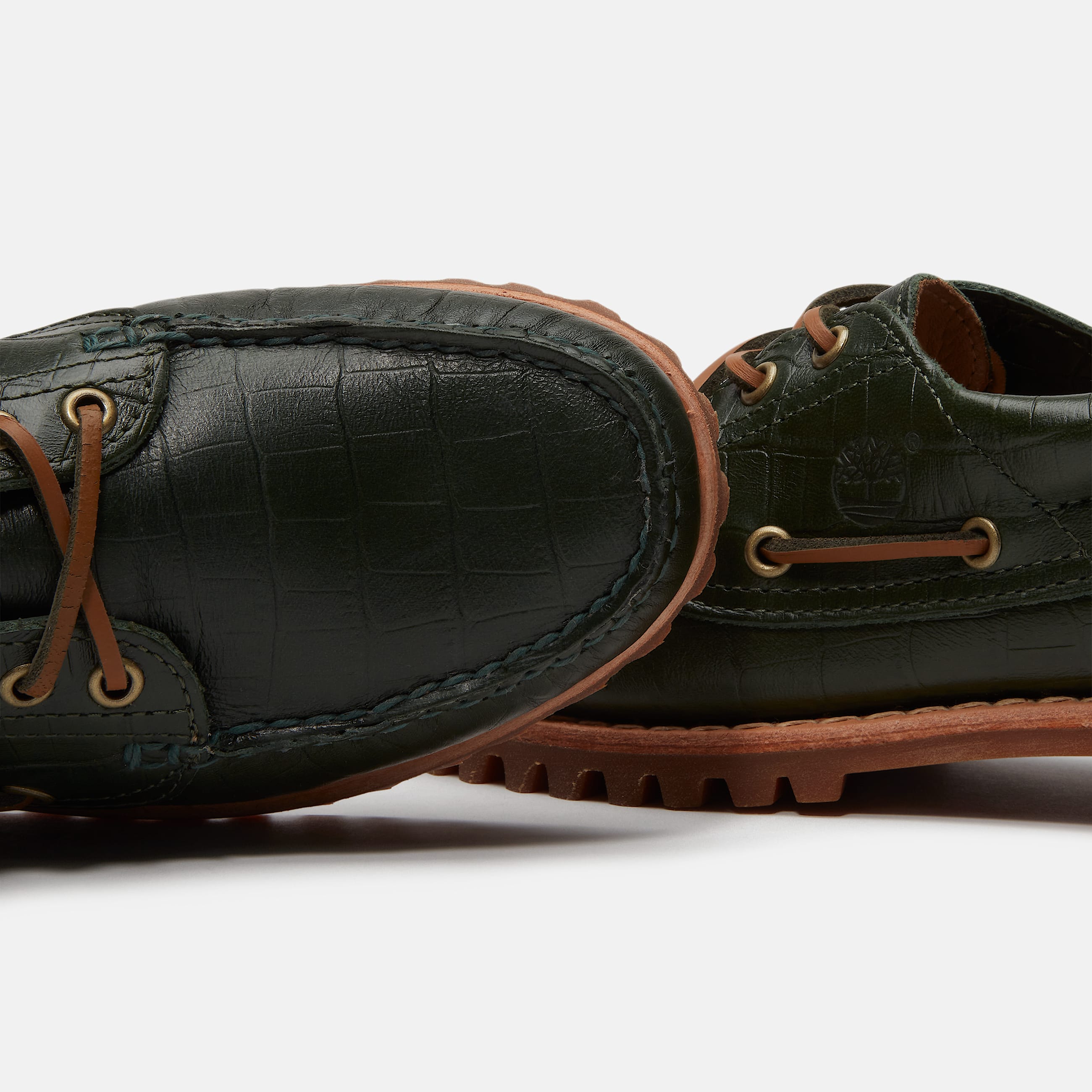 Timberland Authentic 3Eye Boat Shoe for Women in Dark Green TBL Green ALT8