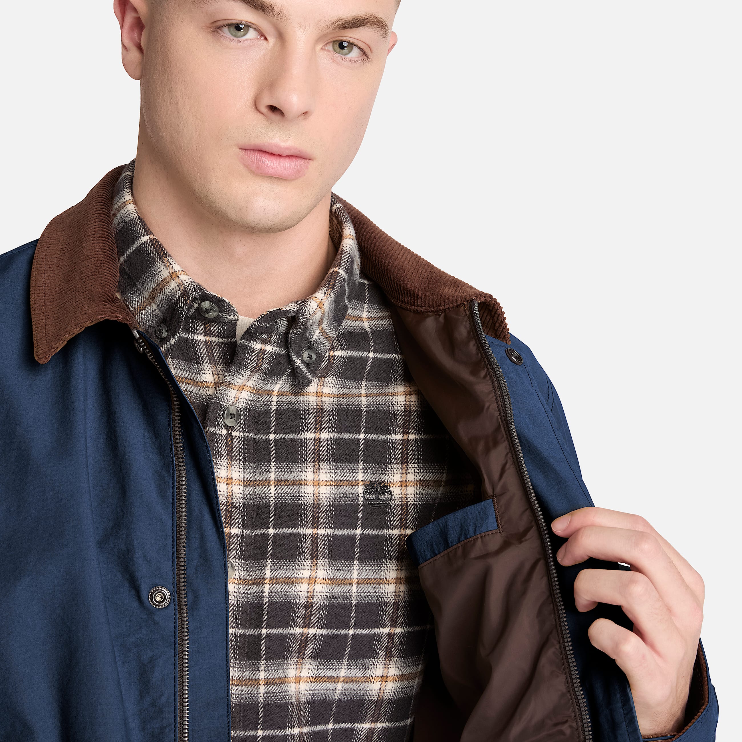 Wenham Water Repellent Field Coat for Men in Dark Blue TBL Blue ALT3