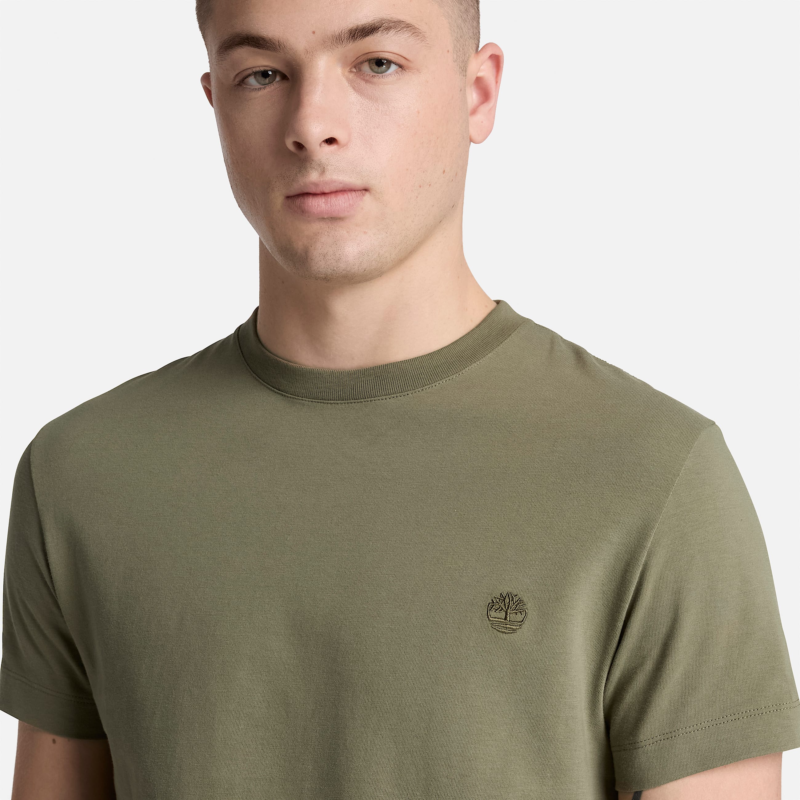 Dunstan River Slim ShortSleeve TShirt for Men in Green TBL Green ALT3