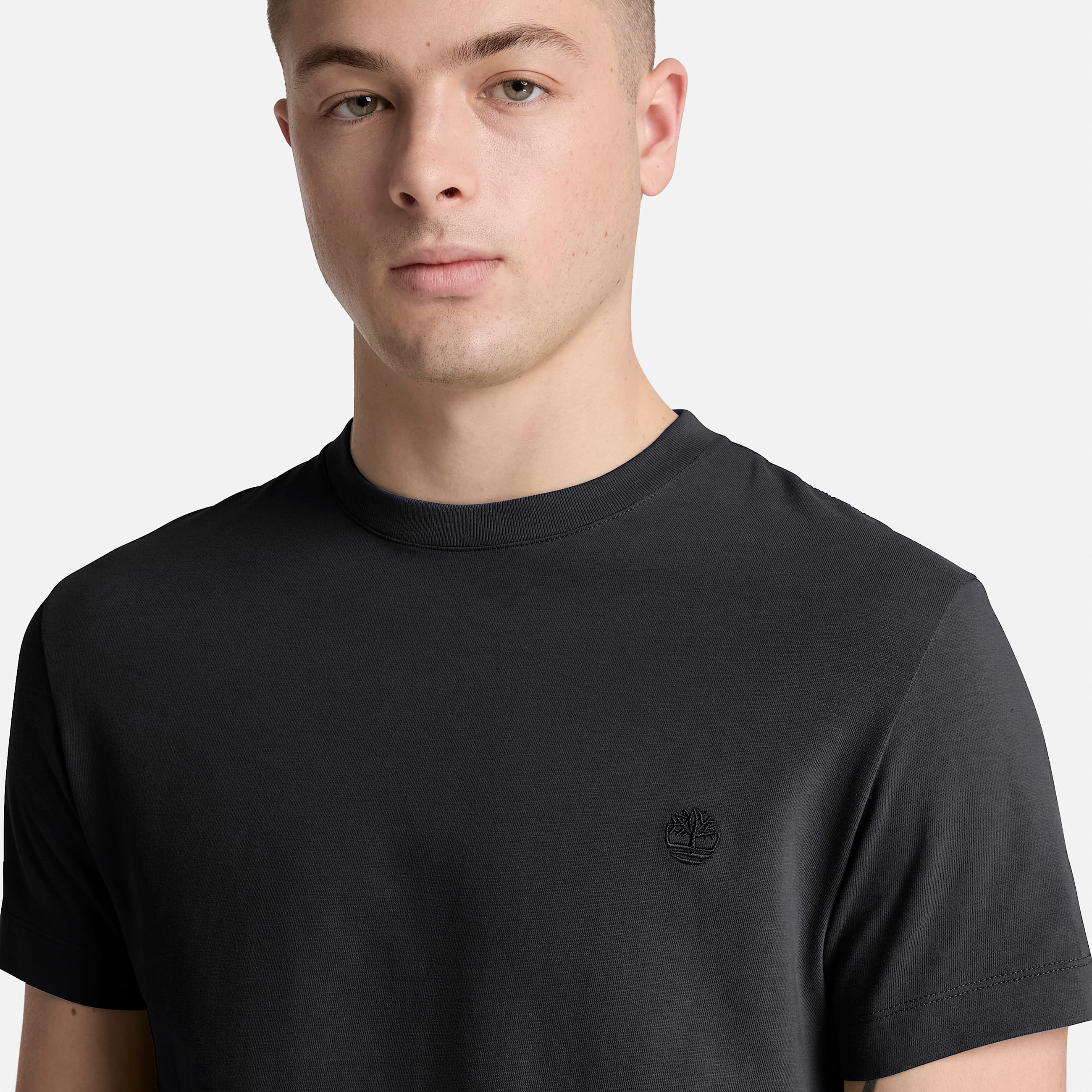 Dunstan River Slim ShortSleeve TShirt for Men in Black TBL Black ALT3