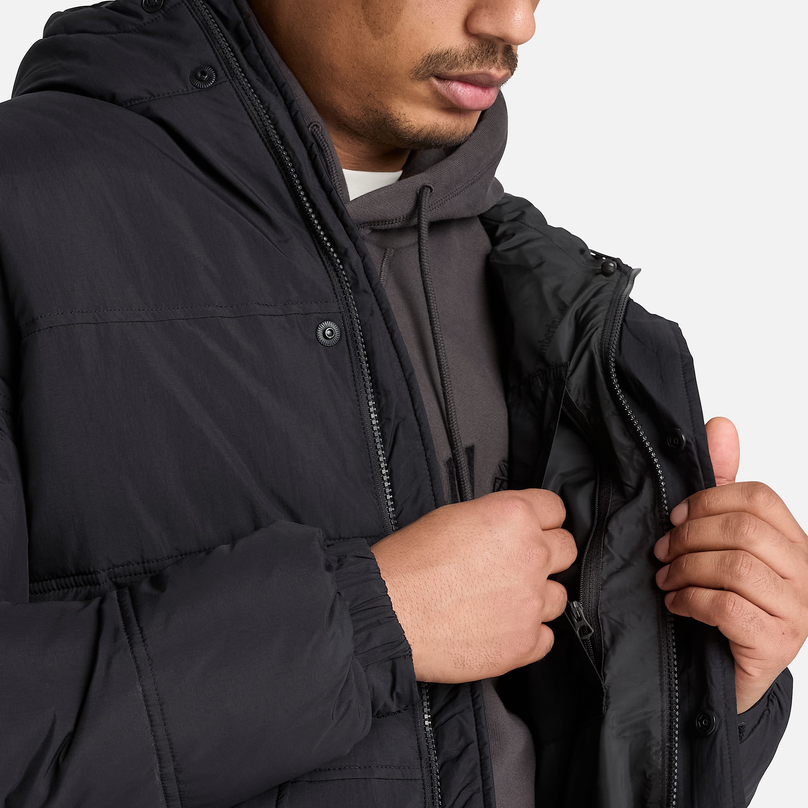 Chaqueta acolchada impermeable para hombre en negro TBL negro ALT3