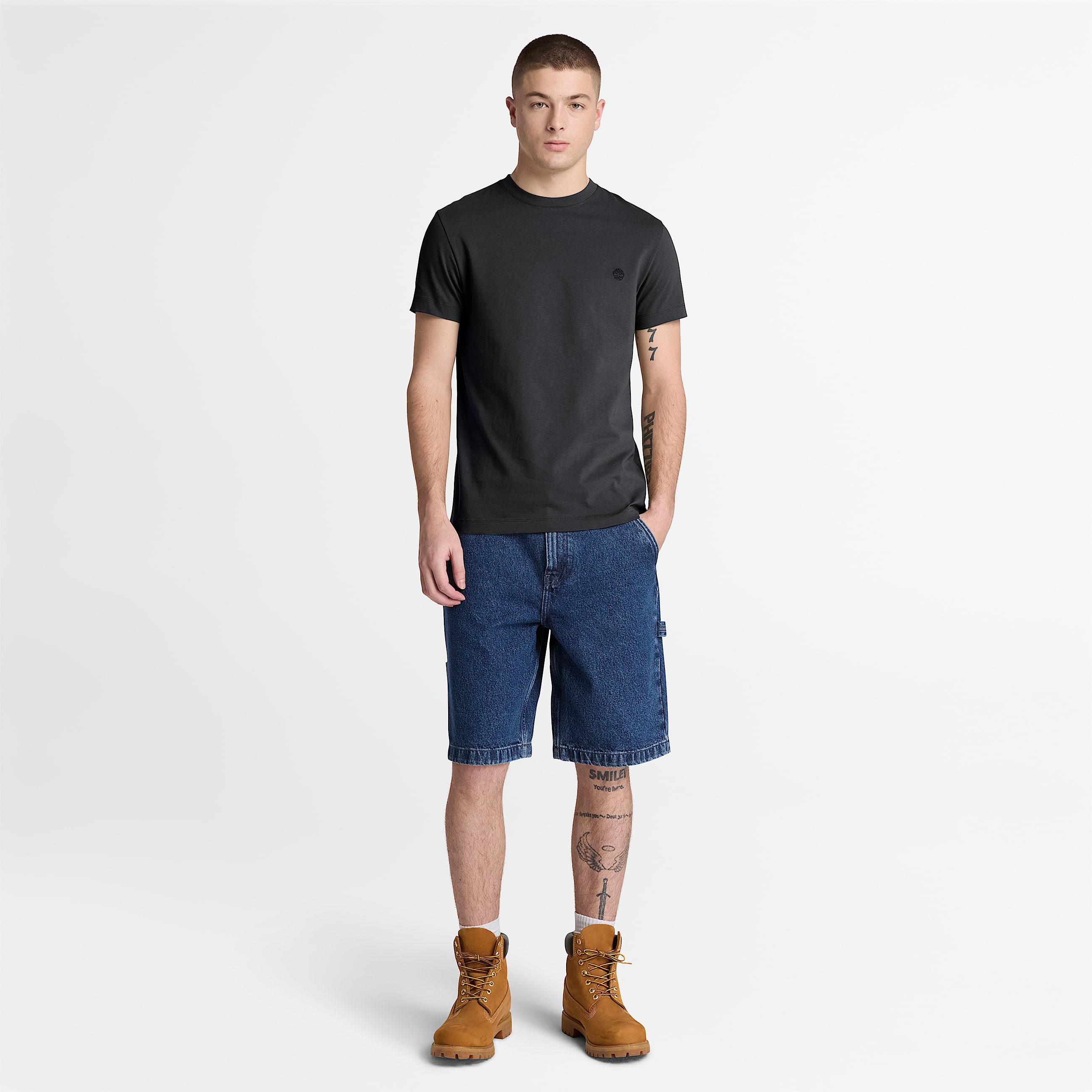 Dunstan River Slim ShortSleeve TShirt for Men in Black TBL Black ALT2