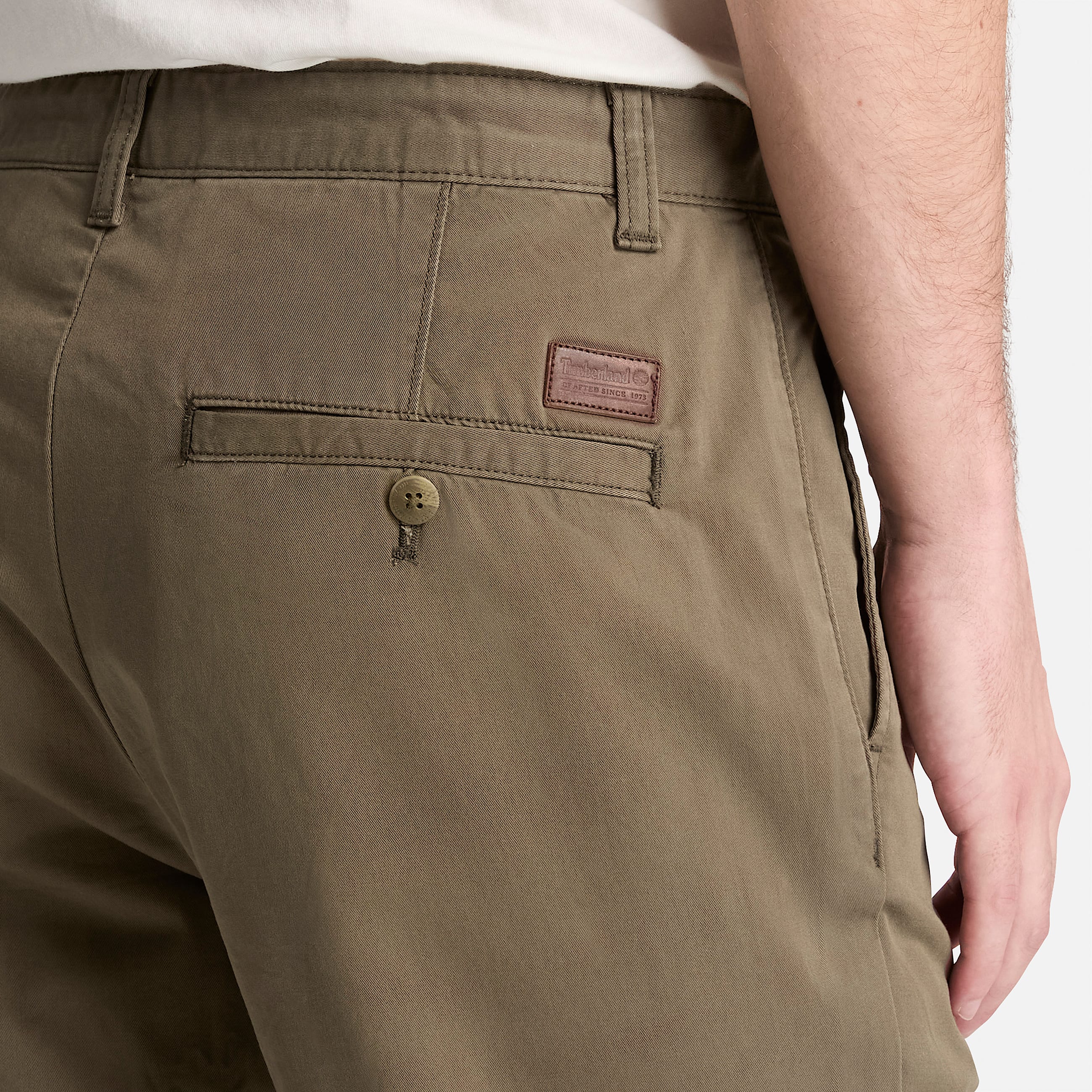 Pantaloni Chino a Gamba Dritta in Twill Claremont da Uomo in verde scuro TBL verde ALT3