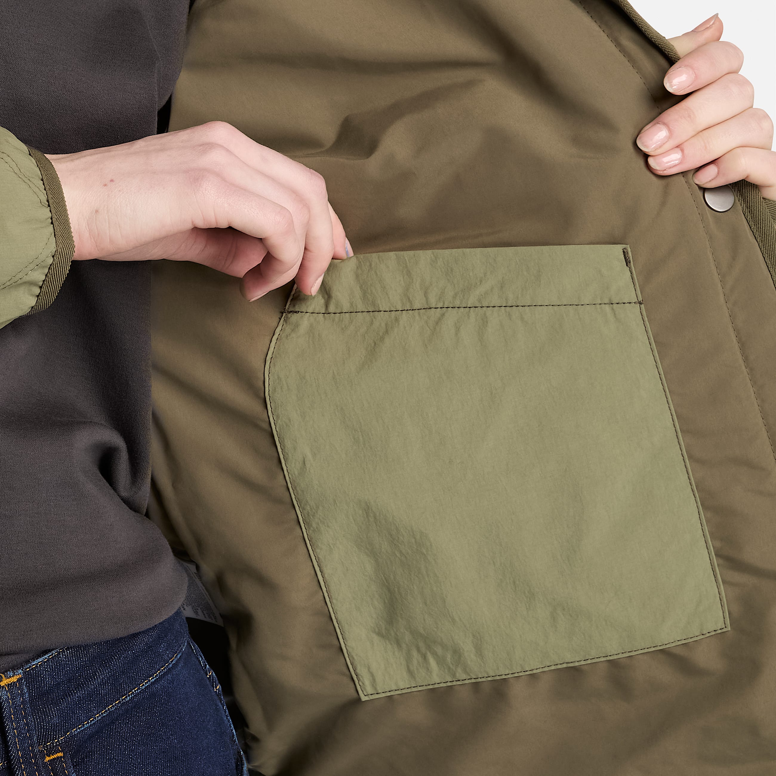 Water Repellent Quilted Jacket for Women in Green TBL Green ALT3