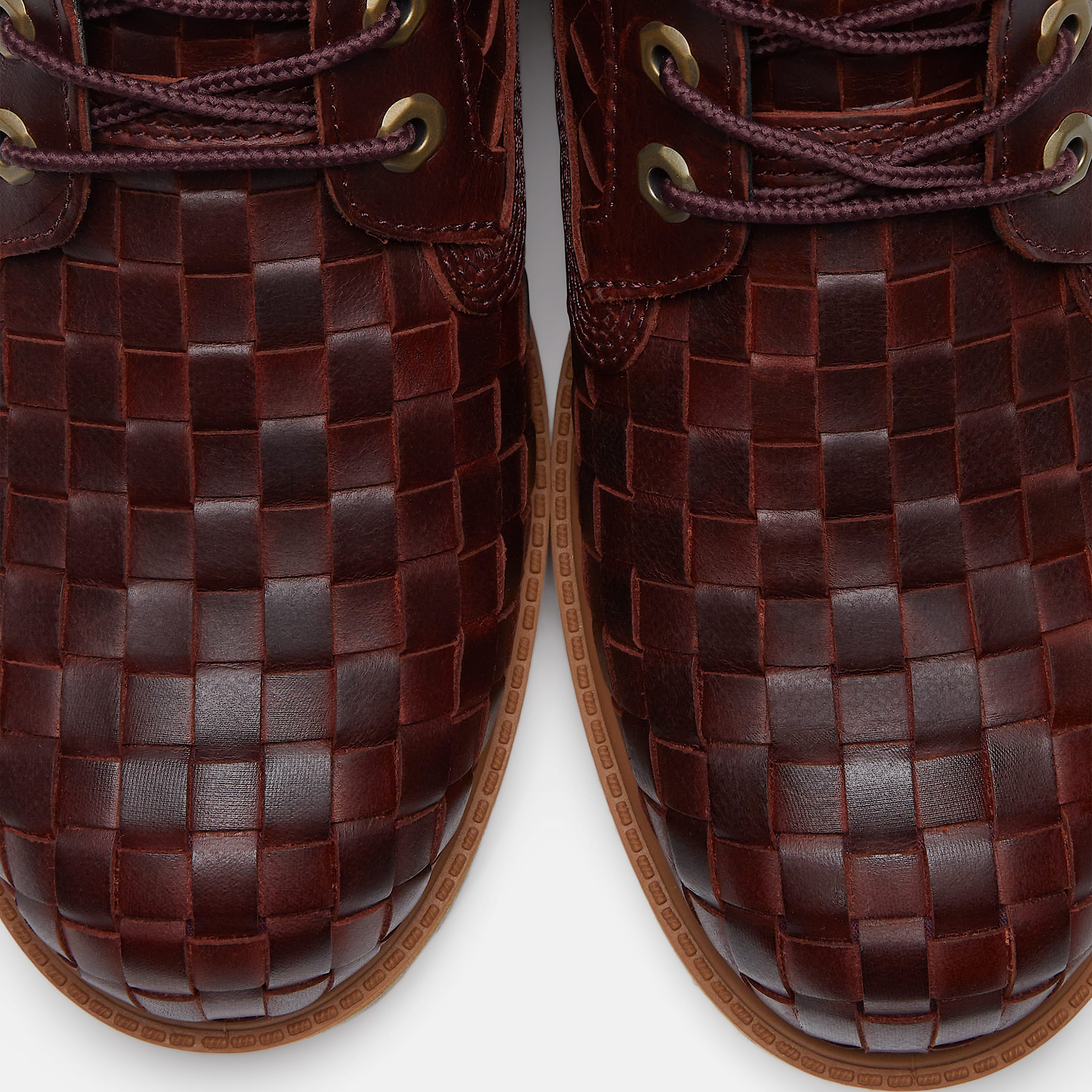 Timberland Premium 6Inch Boot for Men in Burgundy TBL Burgundy ALT7