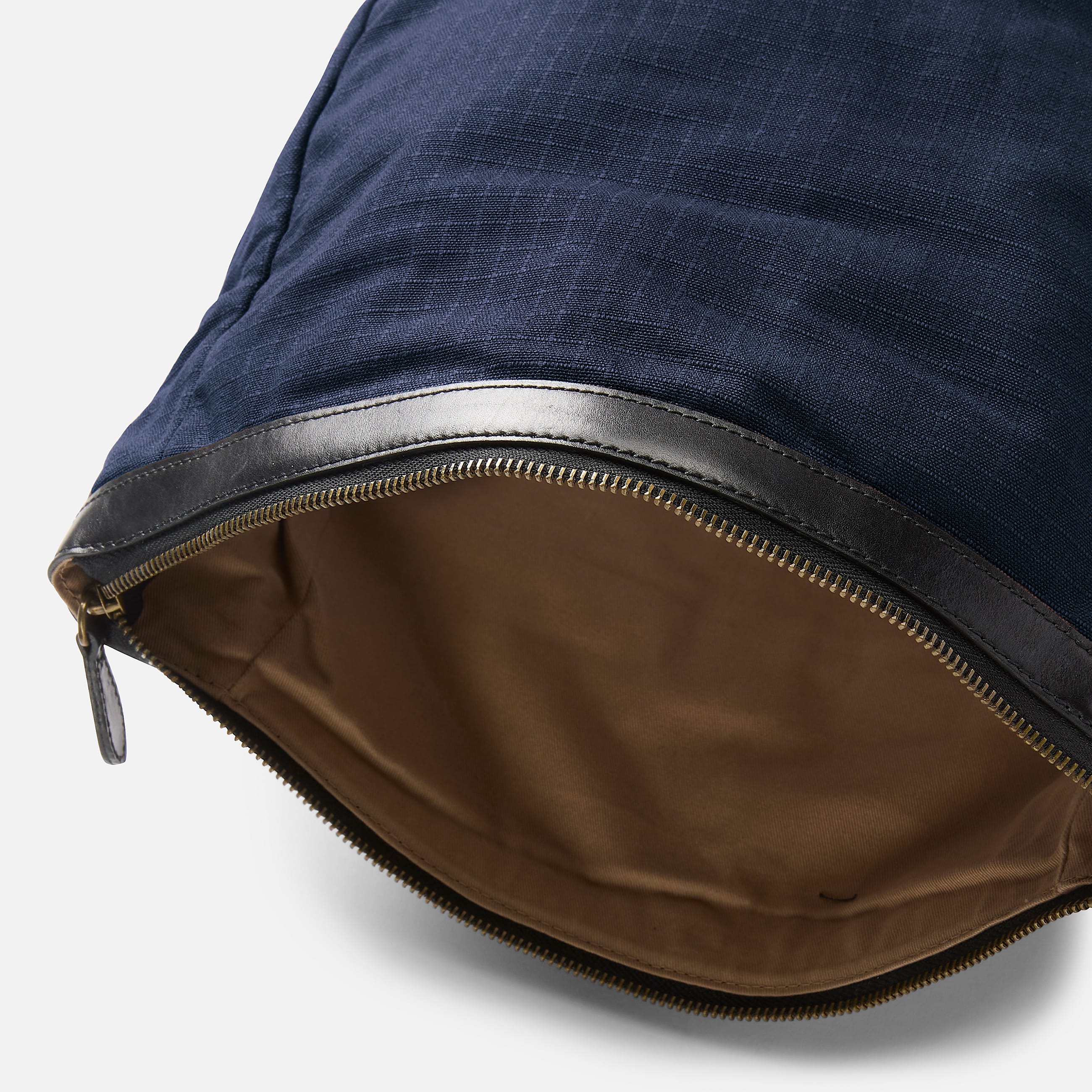 Mochila Heritage de 22 litros en azul oscuro TBL azul ALT1