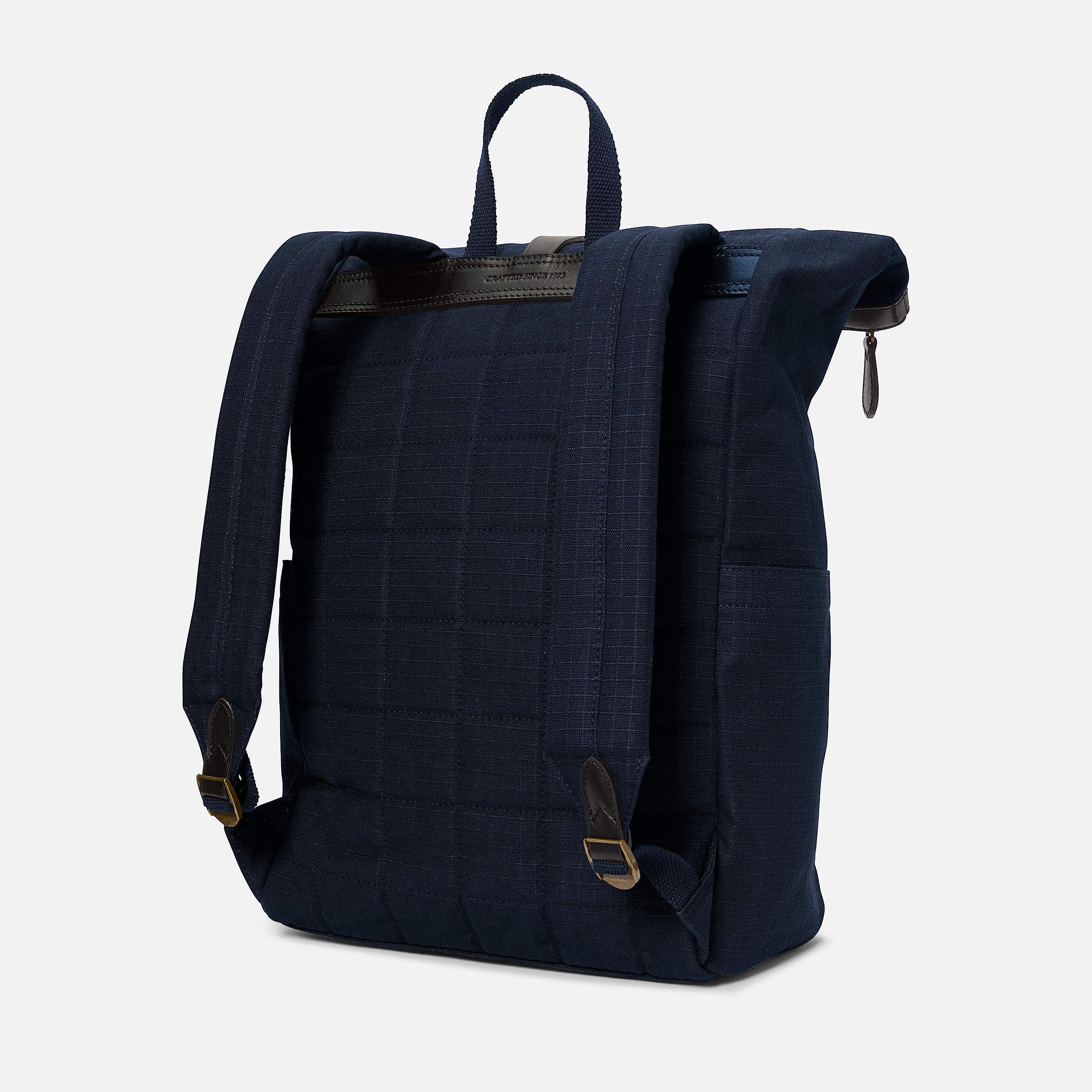 Mochila Heritage de 22 litros en azul oscuro TBL azul ALT2