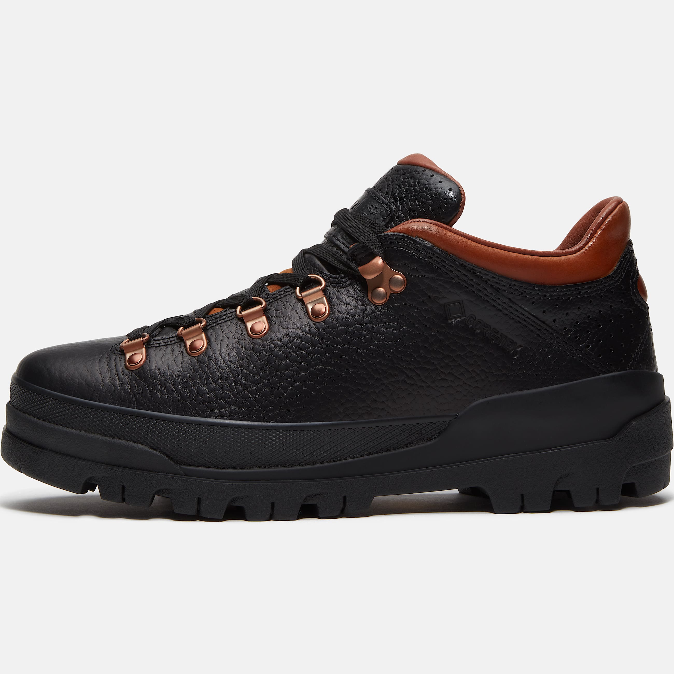 World Hiker Low with GORETEX Membrane for Men in BlackBrown TBL Black ALT11