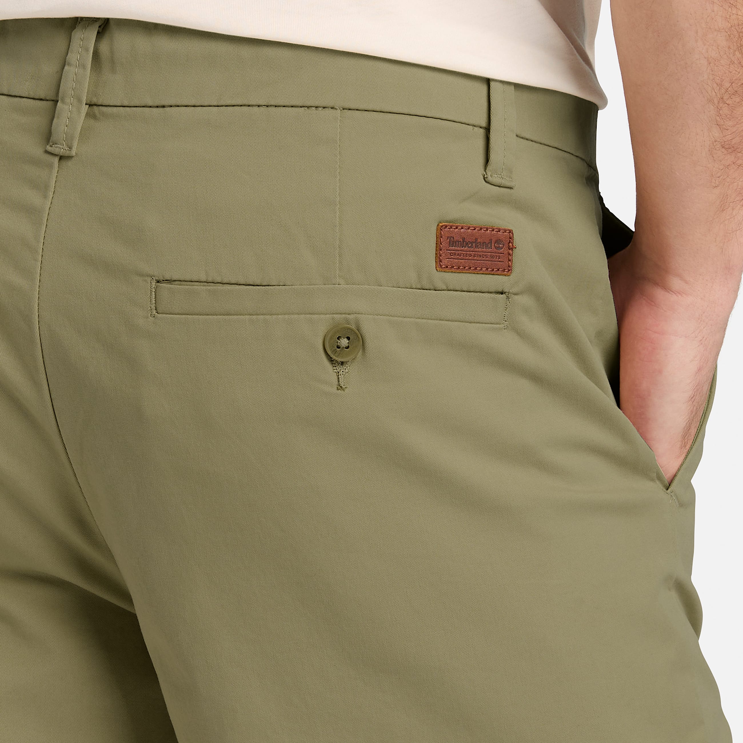 Claremont Twill Chino Short for Men in Brown TBL Brun ALT3