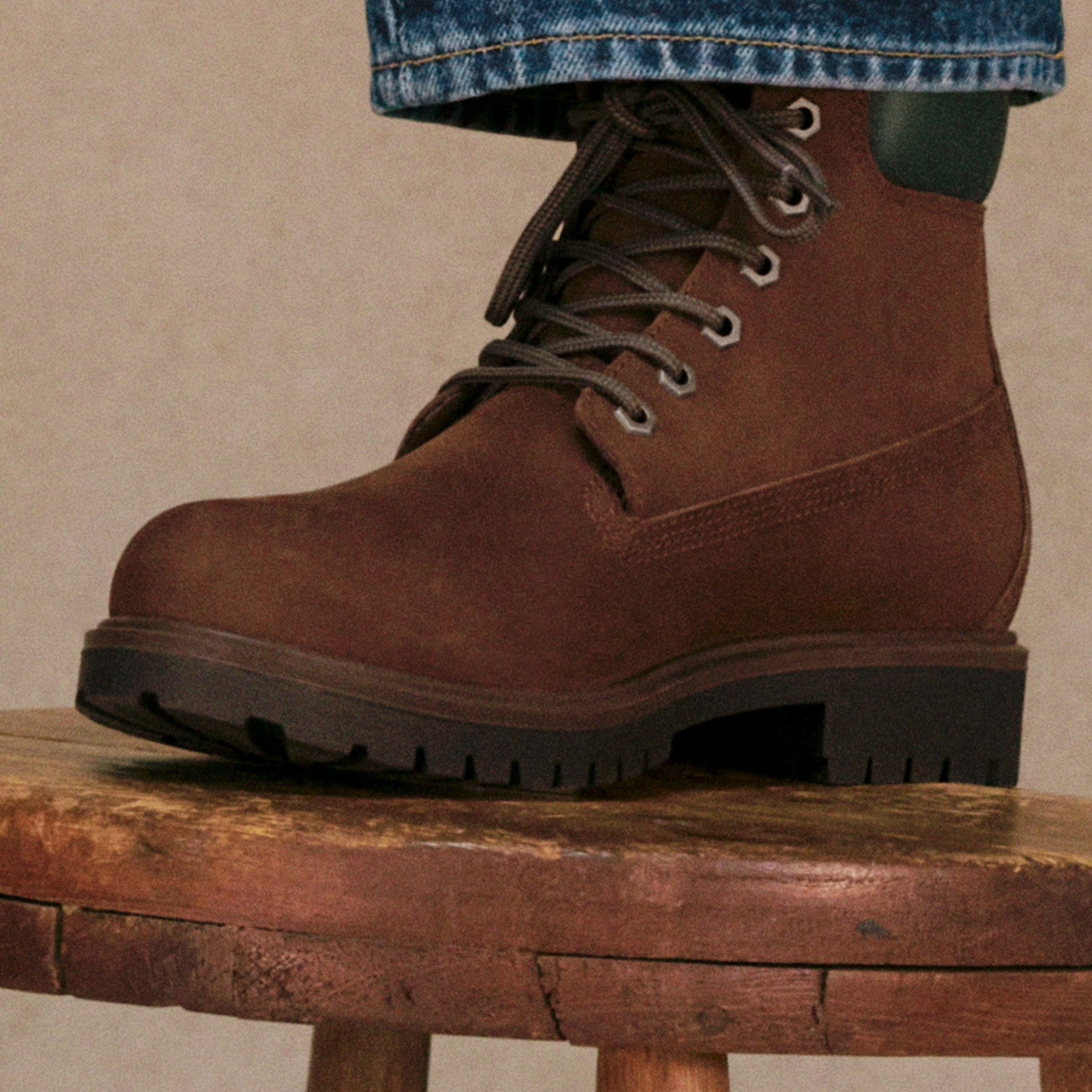 Bota Impermevel Timberland 25 6Inch para Homem em castanhoescuro TBL castanho MKTG2