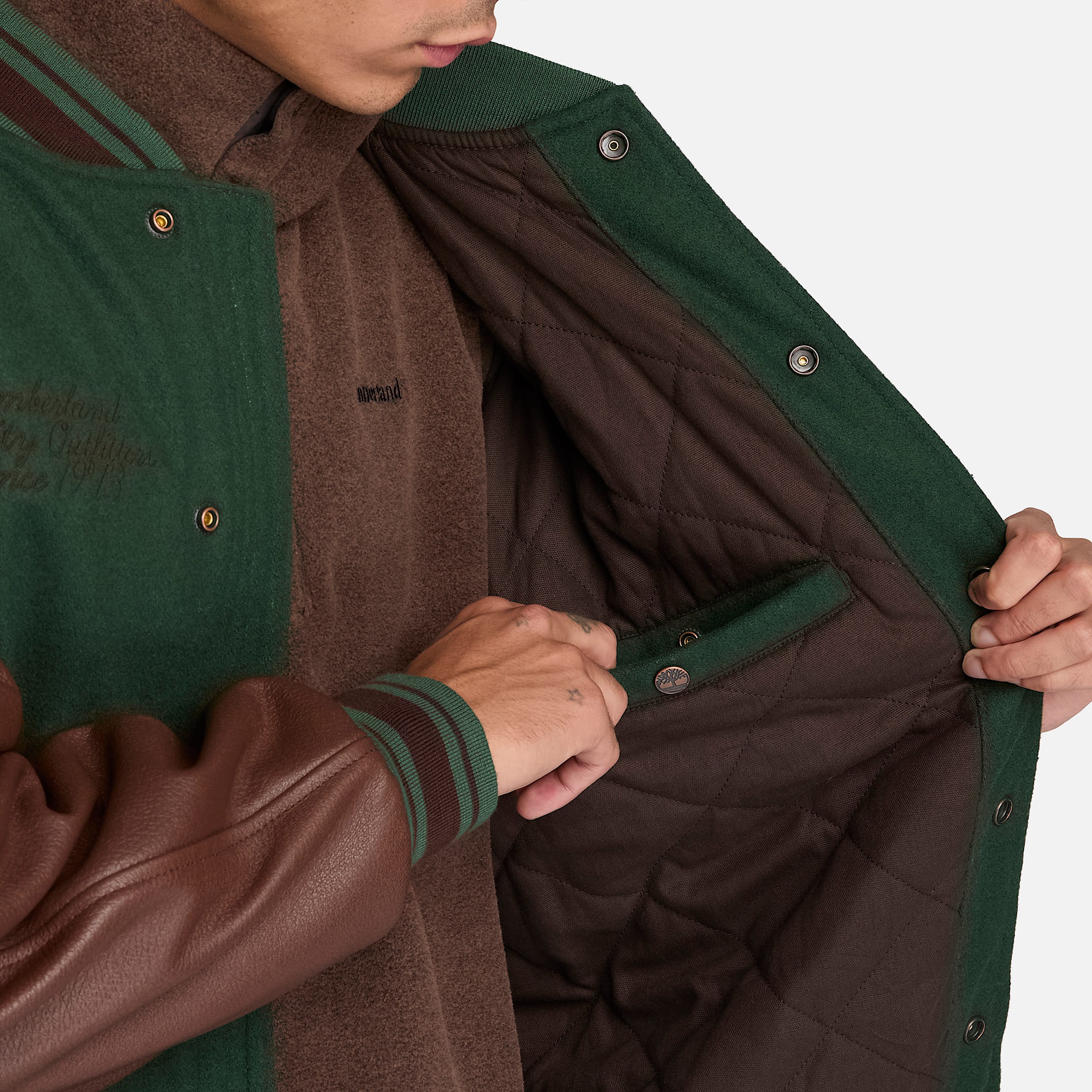 Chaqueta Varsity Signature para hombre en marrn oscuroverde oscuro TBL marrn ALT3