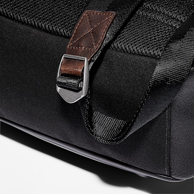 Moderner Tuckerman Lederrucksack in Schwarz