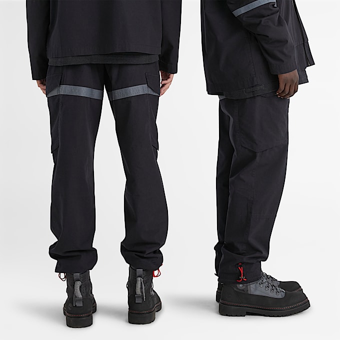 Pantaloni Cargo Timberland® x Raeburn in colore nero