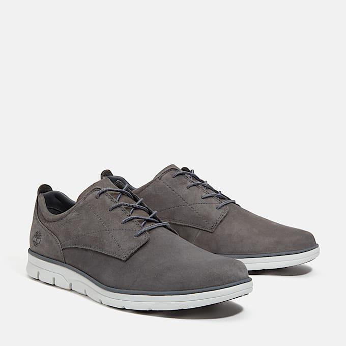 Bradstreet Low Lace-Up Trainer for Men in Grey