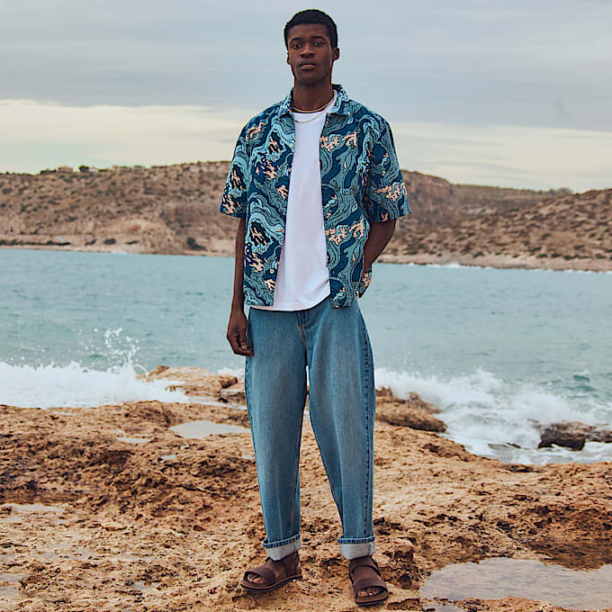 Resort Seersucker-Grafik-Hemd für Herren in Mehrfarbig