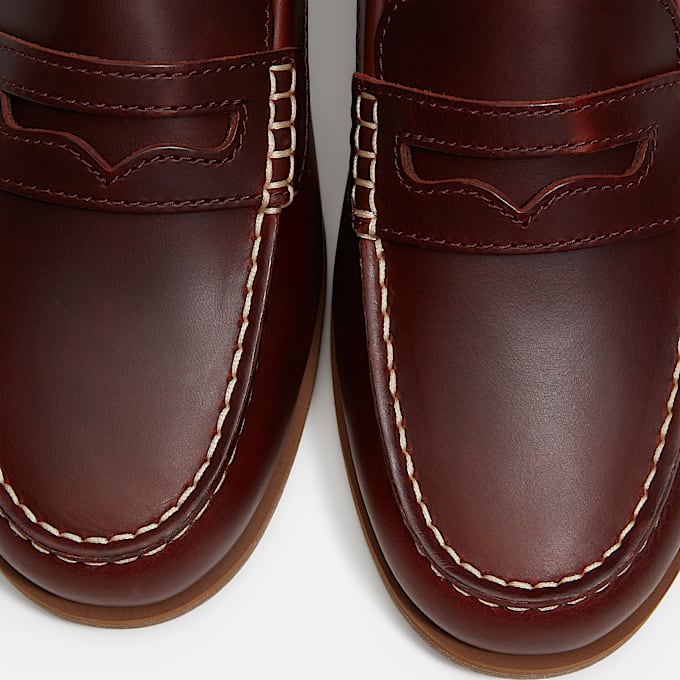 Klassischer SliponBootsschuh fr Damen in Burgunderrot TBL Burgunderrot ALT7