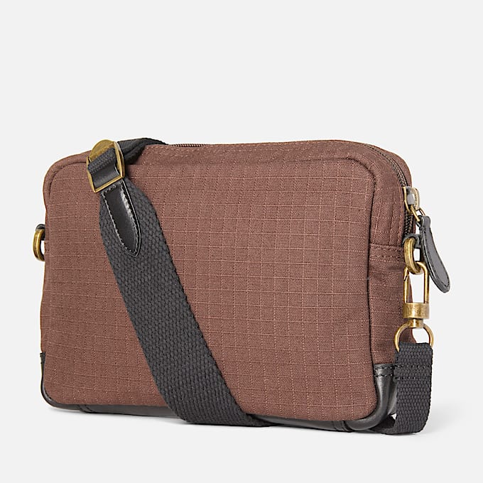 Crafted Heritage Umhngetasche in Dunkelbraun TBL Braun ALT2