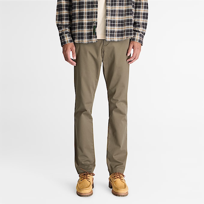 Claremont Chinohose aus Twill mit schmalem Bein fr Herren in Dunkelgrn TBL Grn ALT1