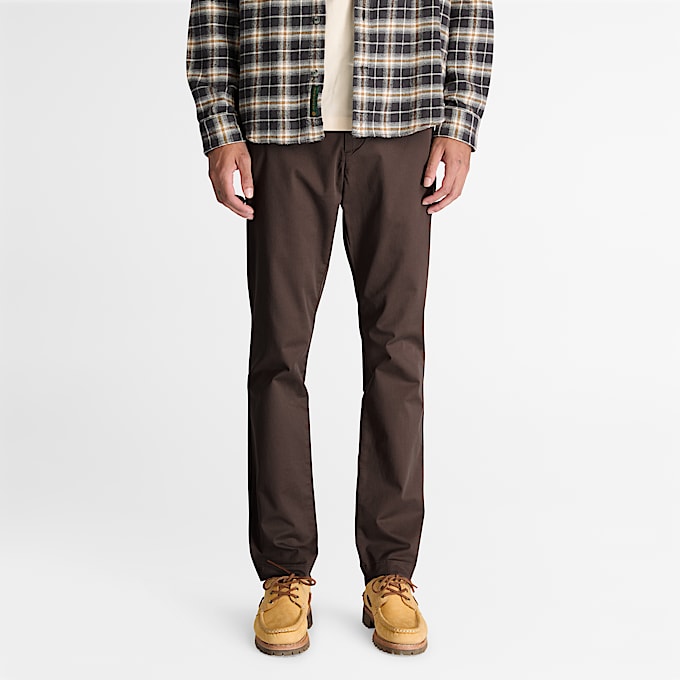 Claremont Chinohose aus Twill mit schmalem Bein fr Herren in Dunkelbraun TBL Braun ALT1