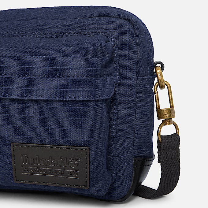Crafted Heritage Umhngetasche in Dunkelblau TBL Blau ALT3