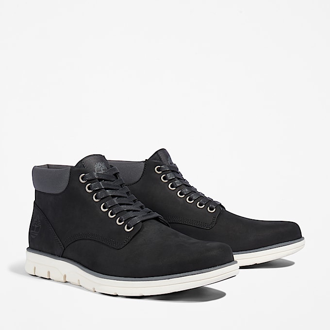 Bradstreet Lace-Up Trainer for Men in Black