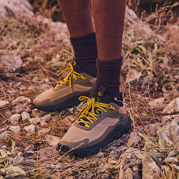 Motion Access Low Lace-Up Trainer for Men in Light Brown