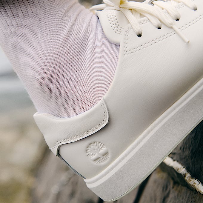 Zapatillas de caña baja con cordones Emerson Street para hombre en blanco
