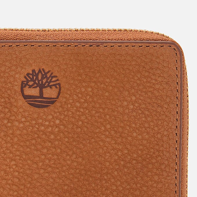 Soft Tuckerman Zipped Coin Pocket in Brown