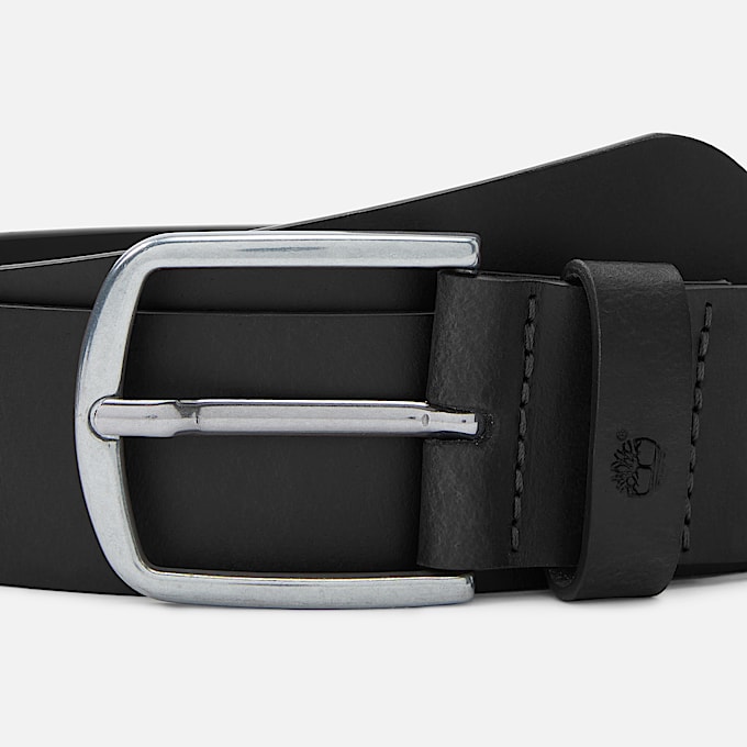 Bluff Point Leather Belt in Black