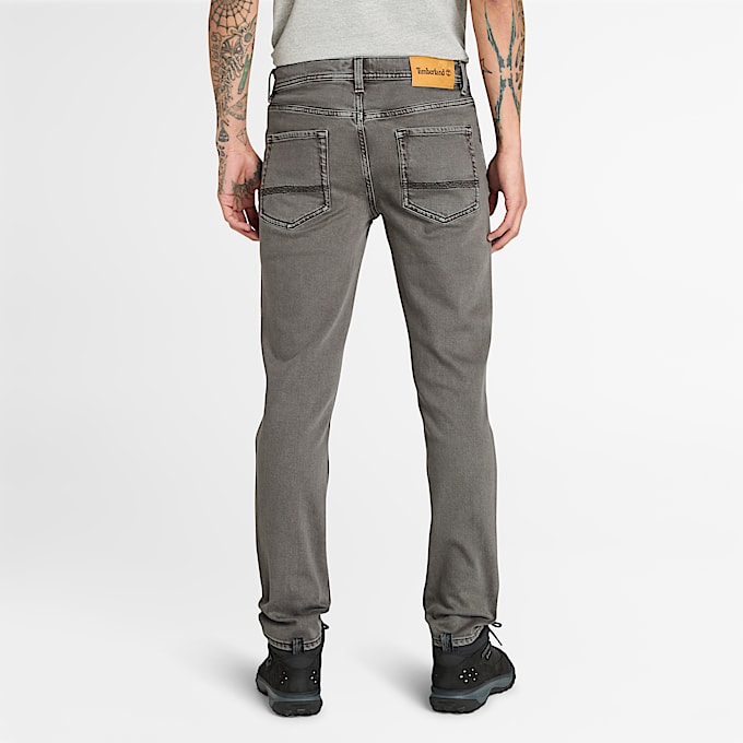 Pantalon 5 poches noir délavé en denim Sandown pour homme en gris foncé