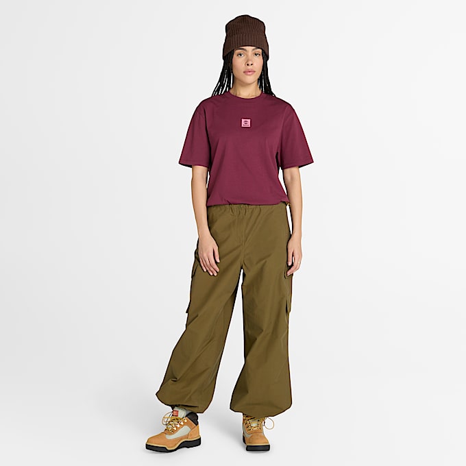 T-shirt Timberland® à manches courtes et logo en relief pour femme en bordeaux