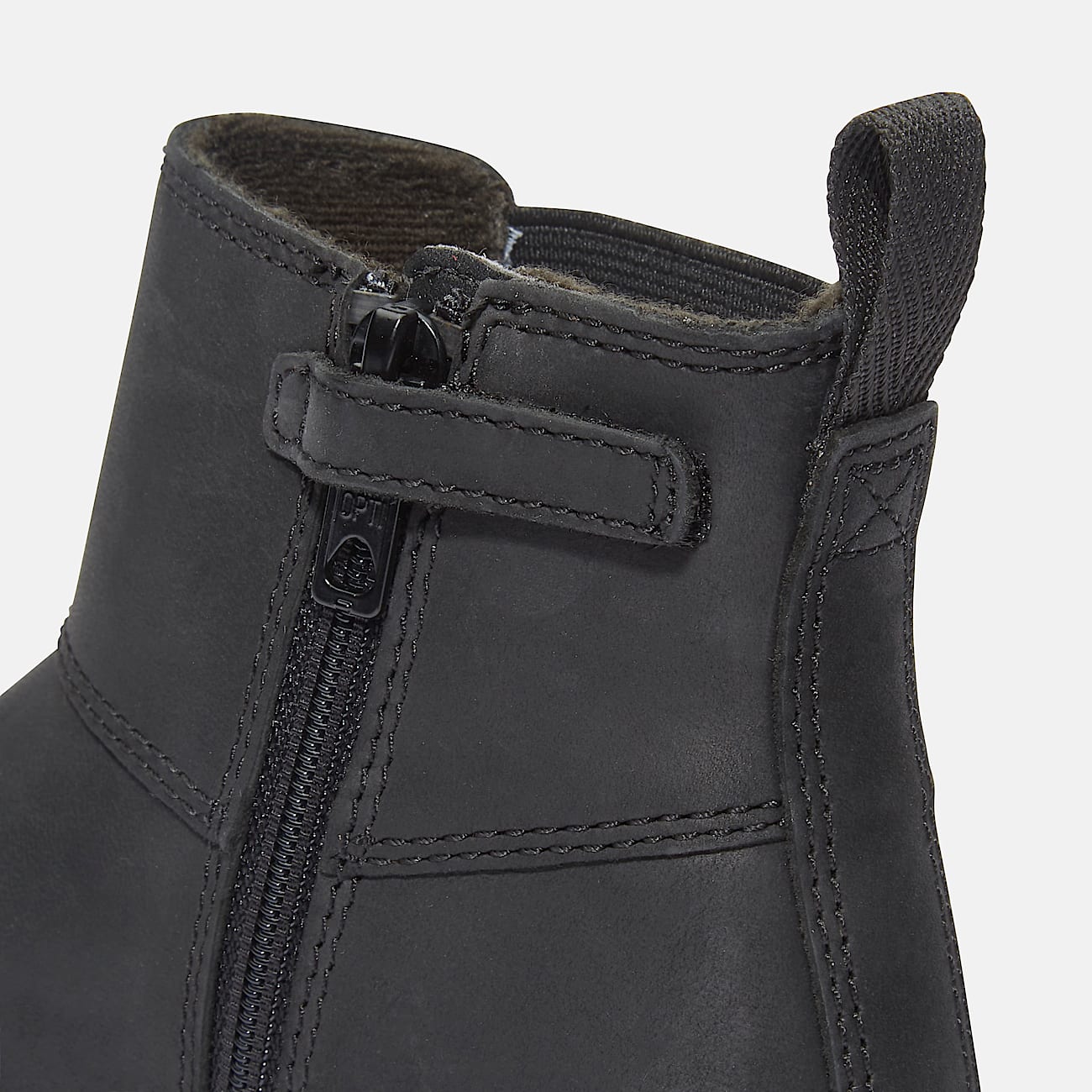 Courma Kid Chelsea Boot for Youth in Black TBL Black ALT6