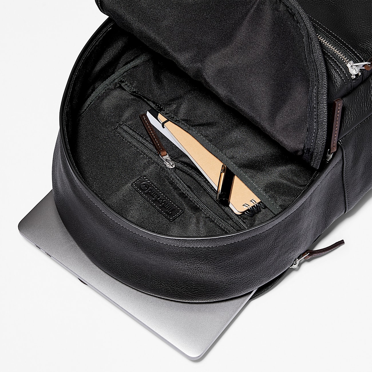 Sac à dos en cuir contemporain Tuckerman en noir - 2