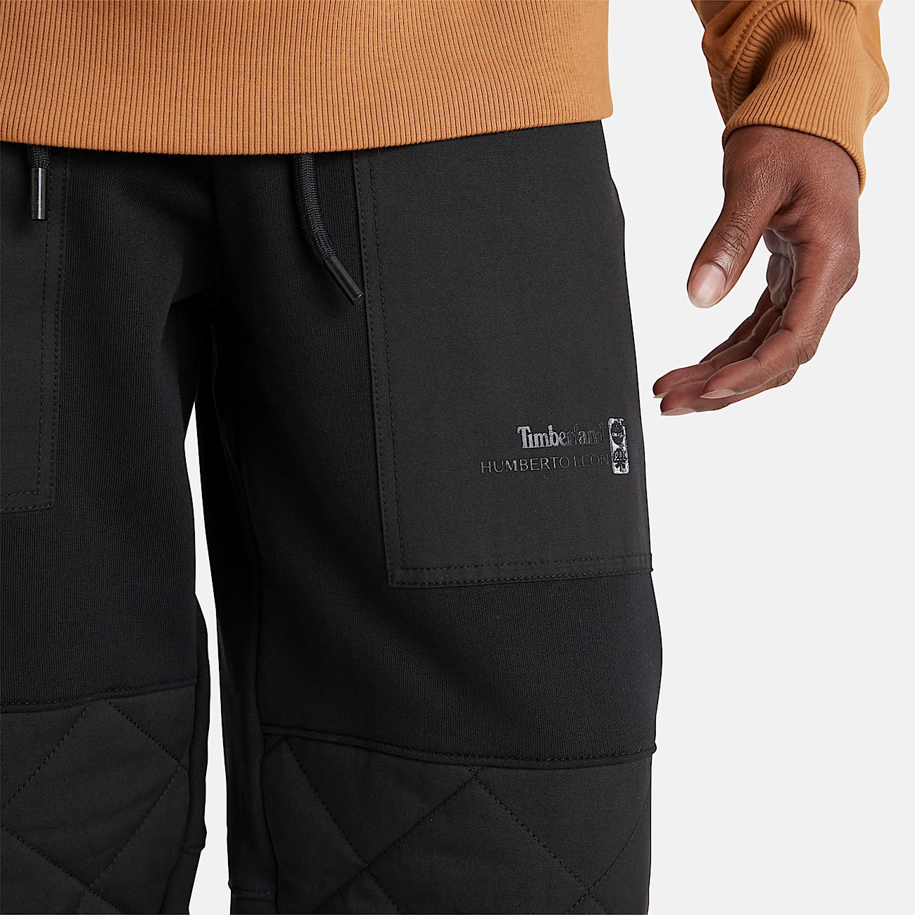 Pantaloni Timberland® x Humberto Leon in colore nero - 4